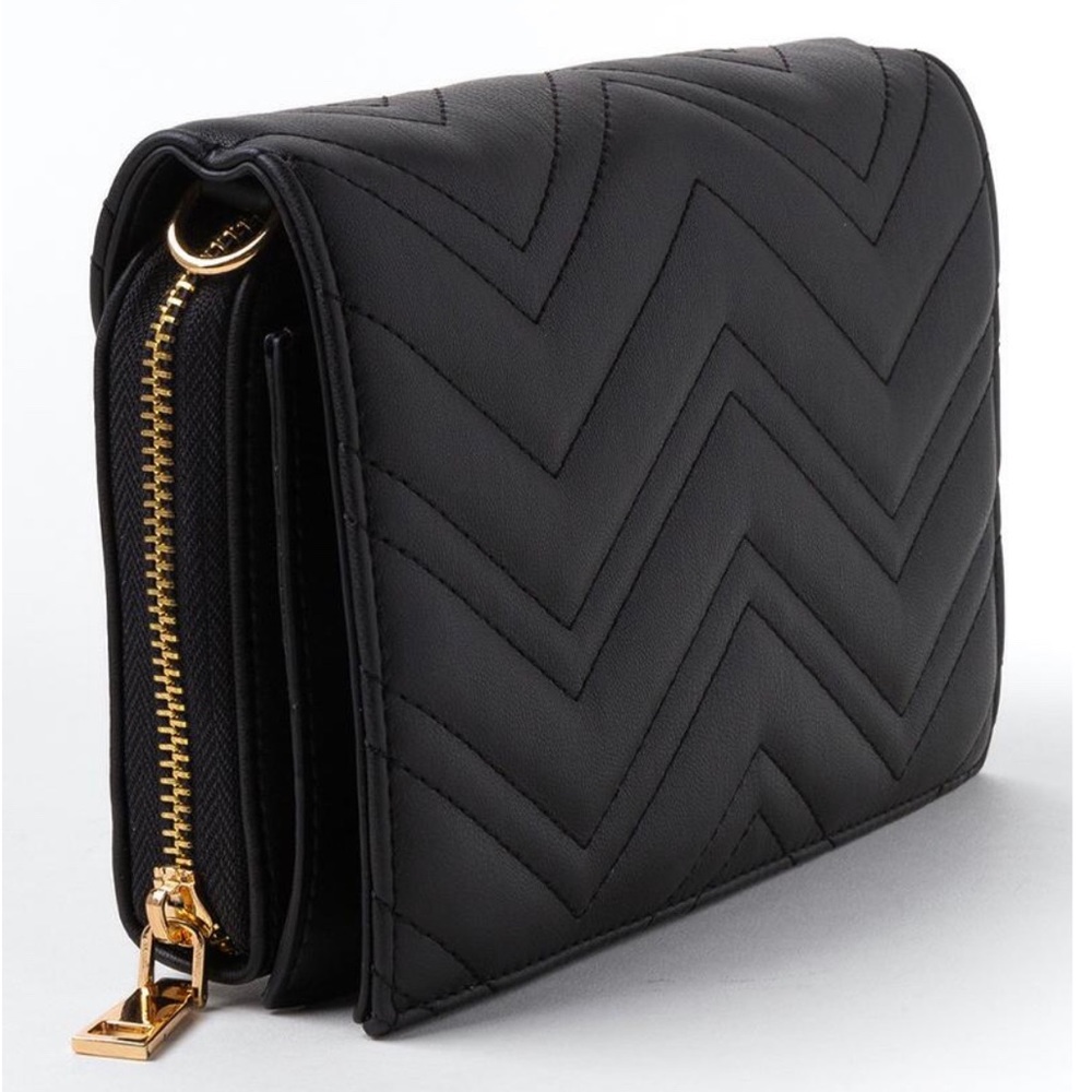 NWT Francesca’s silver quilted wallet/clutch - Picture 6 of 8